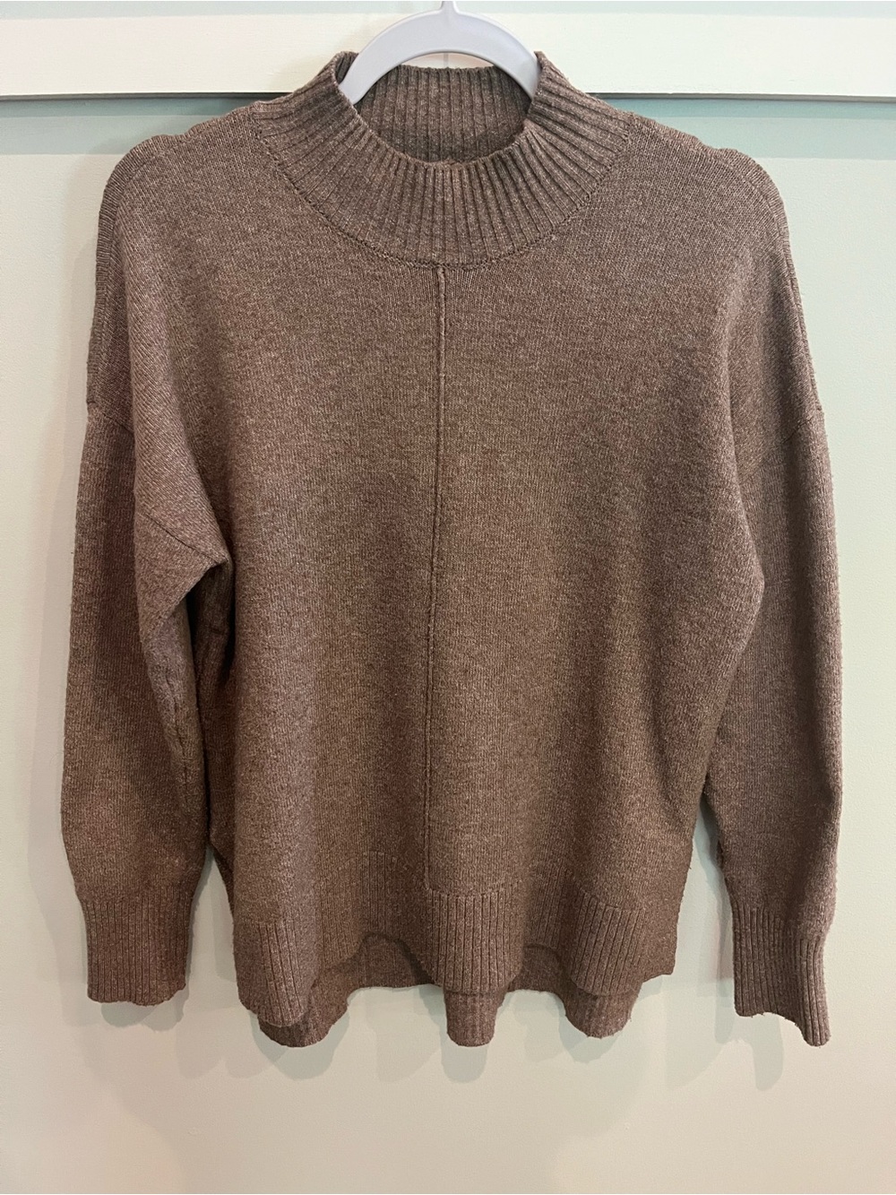 Women's Cozy Turtleneck Sweater in Warm Brown